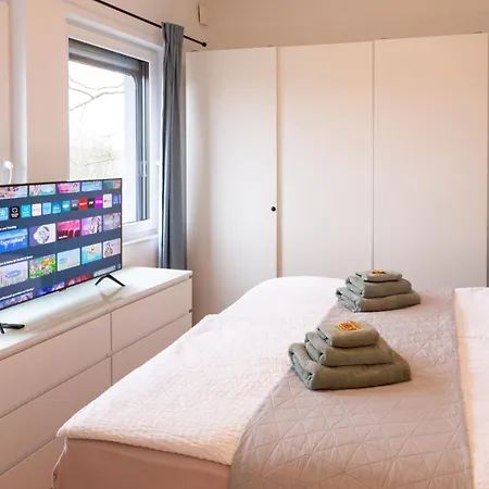 Micasa Ol - Modernes Penthouse - Stellplatz - Kueche - Wlan - Dachterrasse Apartman