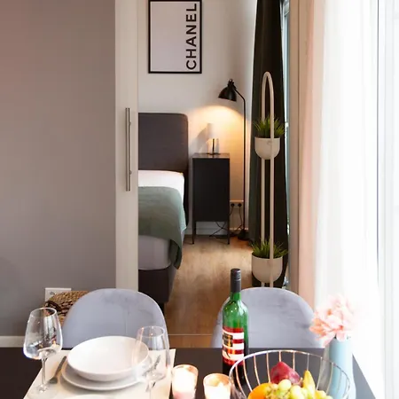 Daire Micasa Ol - Modernes Penthouse - Stellplatz - Kueche - Wlan - Dachterrasse - E Ladesaeule Oldenburg